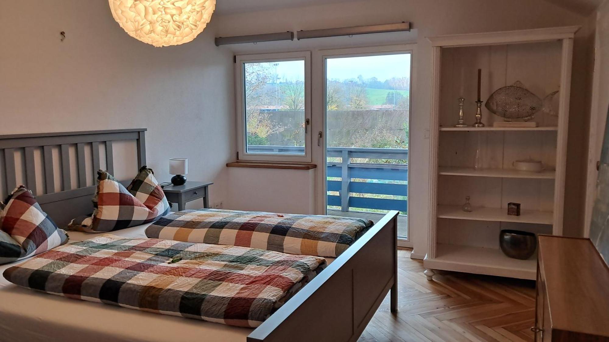 Tolle In Apartment